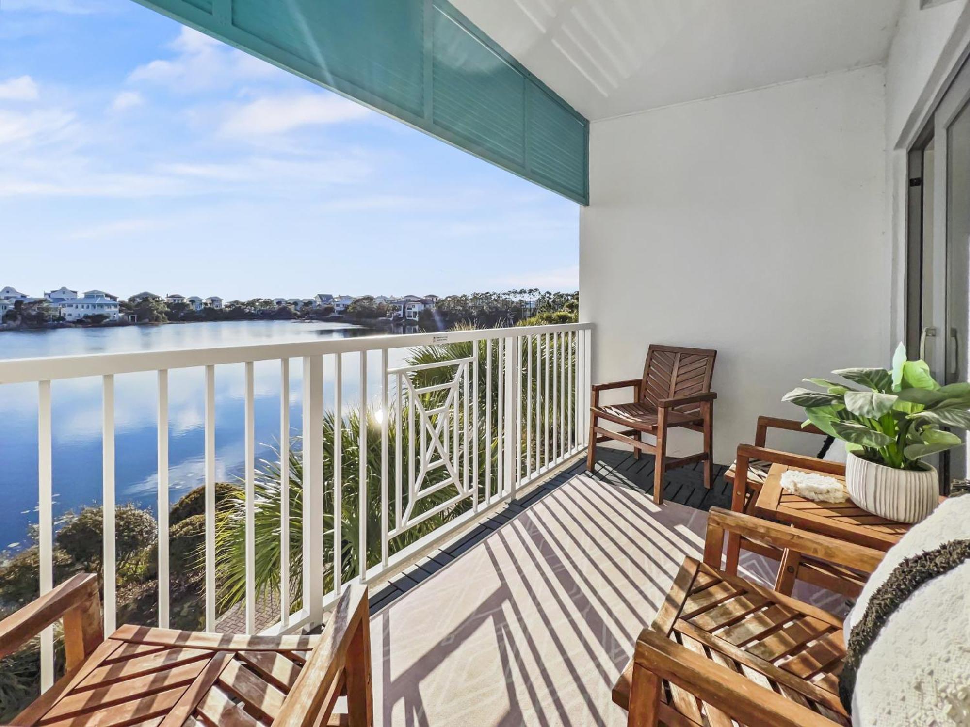 Sea La Vie Apartment *
